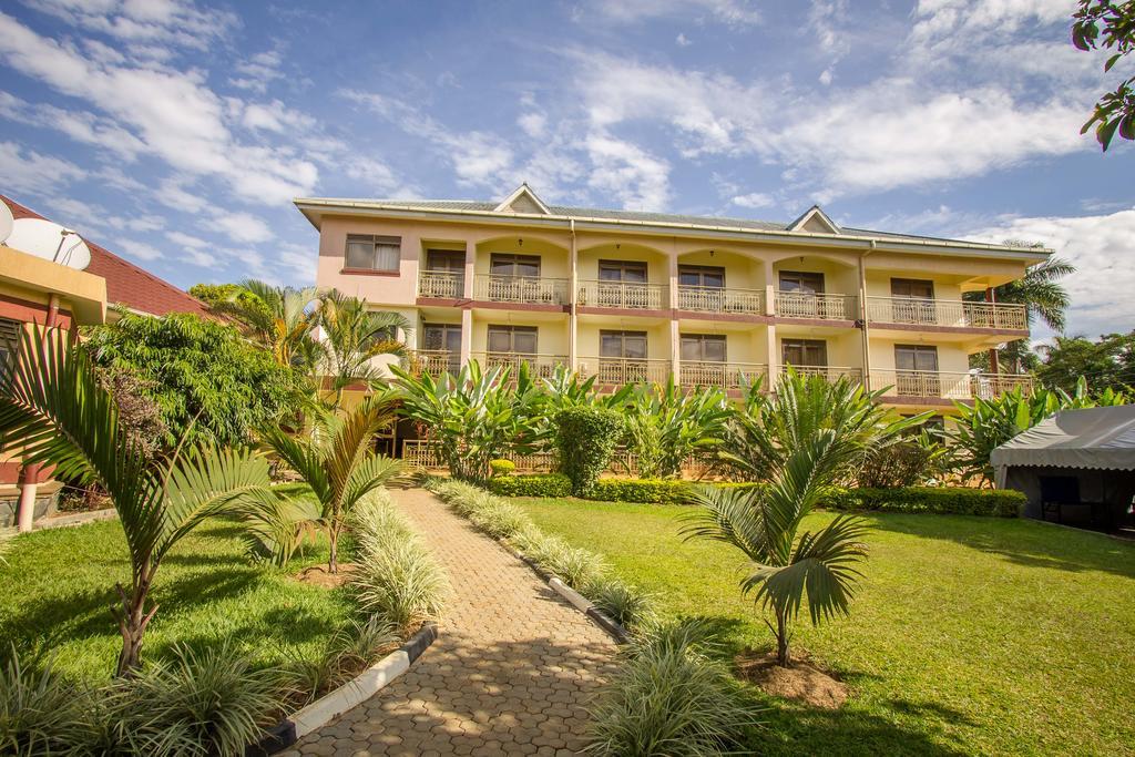 Askay Hotel Suites Entebbe Extérieur photo