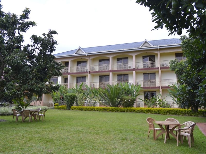 Askay Hotel Suites Entebbe Extérieur photo